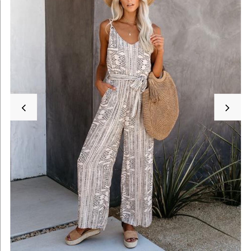 VICI What’s the Scoop Pocketed Jumpsuit Size Small
